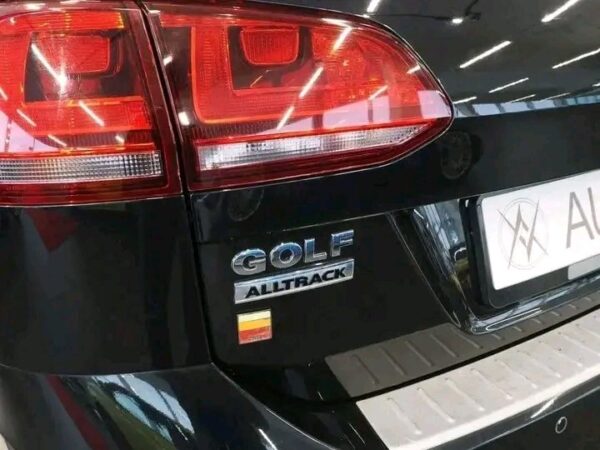 Volkswagen Golf Alltrack - Image 23