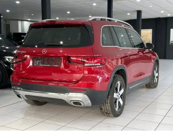 Mercedes-Benz GLB 200 - Image 12
