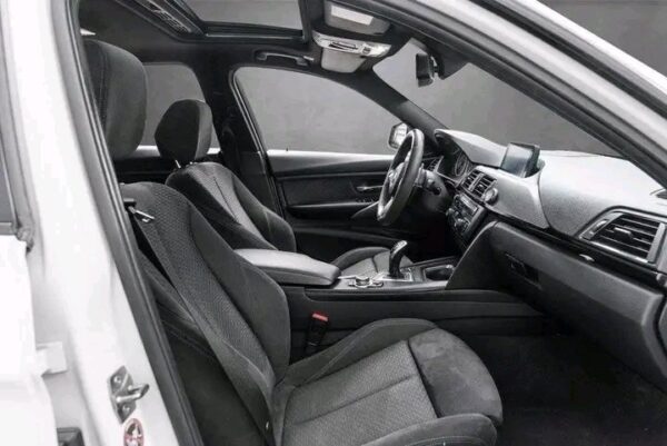 BMW 3 Series – Image 14