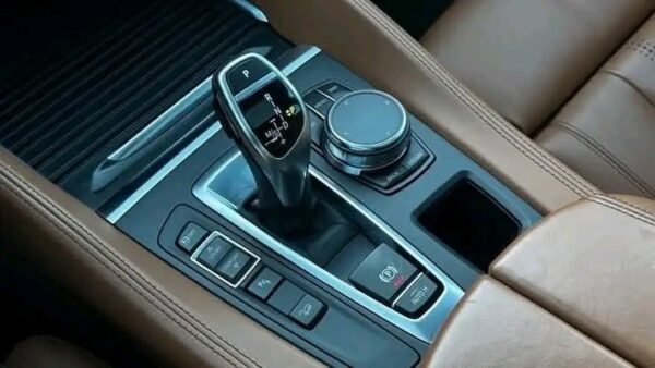 BMW X6 xDrive 40d ACC – Image 9