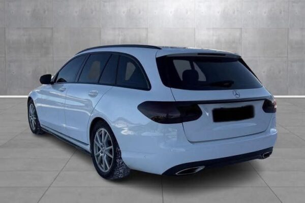 Mercedes-Benz C-Class - Image 31