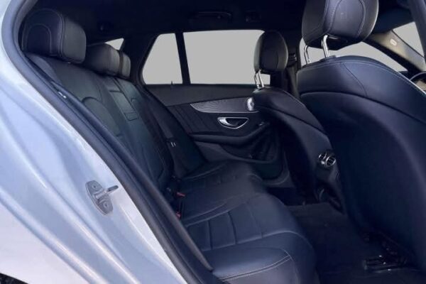 Mercedes-Benz C-Class - Image 10