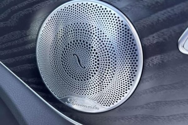 Mercedes-Benz C-Class - Image 18