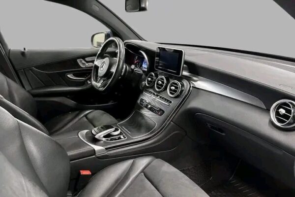 Mercedes-Benz GLC - Image 6