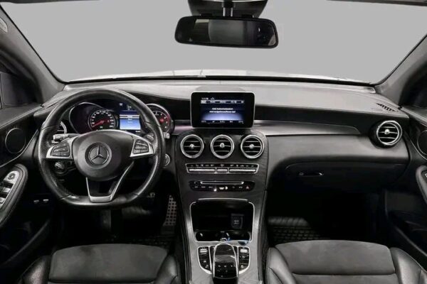 Mercedes-Benz GLC - Image 10