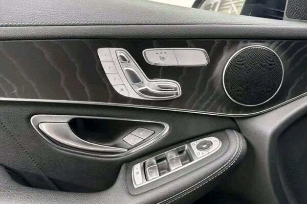 Mercedes-Benz GLC - Image 12