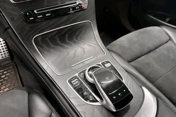 Mercedes-Benz GLC - Image 7