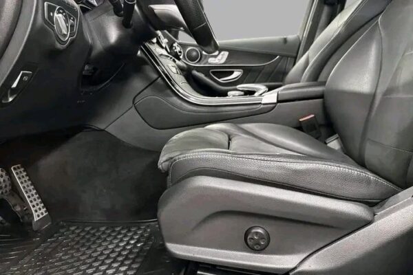 Mercedes-Benz GLC - Image 11