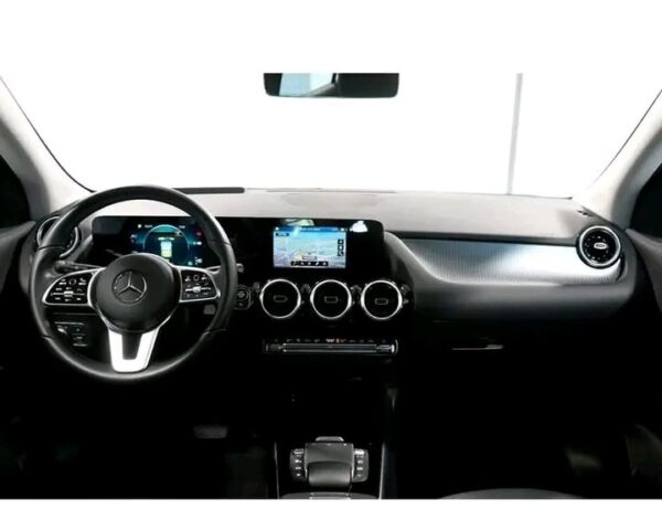 Mercedes-Benz GLA 200 d - Image 10