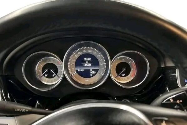 Mercedes-Benz CLS - Image 3
