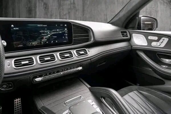 Mercedes-Benz GLE - Image 7