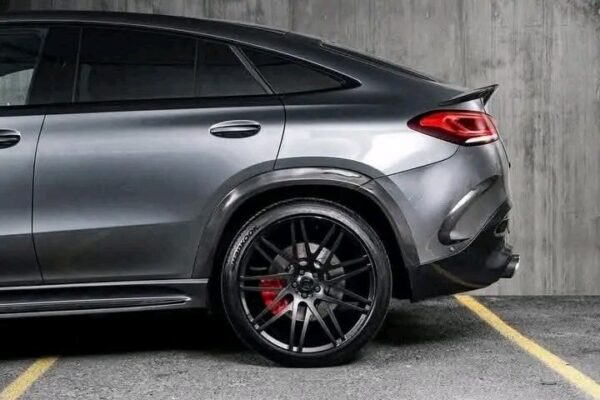 Mercedes-Benz GLE - Image 16