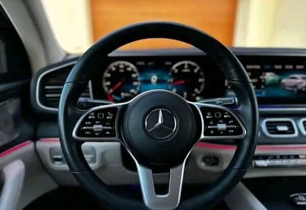 Mercedes-Benz GLE 3.0 330CH Coupé 400 d - Image 12