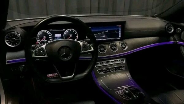 Mercedes-Benz E-Class - Image 9