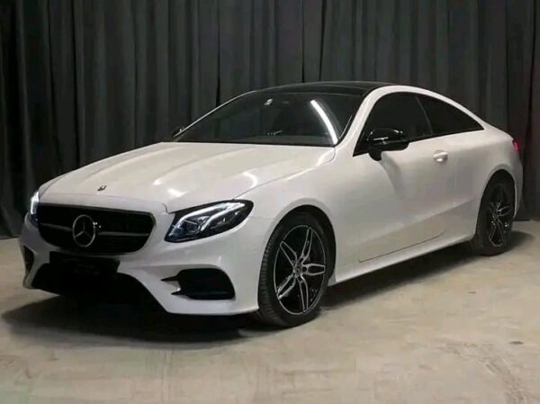 Mercedes-Benz E-Class - Image 6