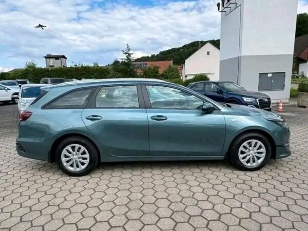 Kia cee'd Sportswagon - Image 12