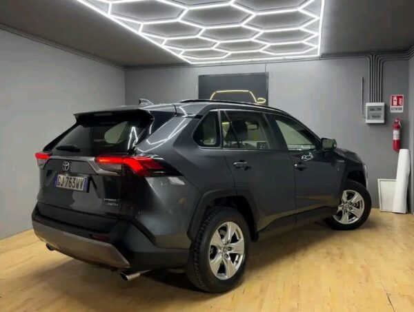 Toyota Rav4 - Image 28