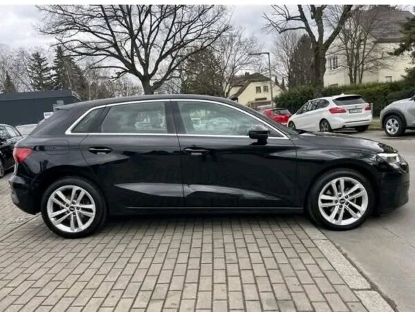 Audi A3 Sportback 35 – Image 22