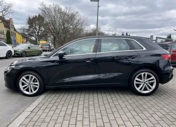 Audi A3 Sportback 35 – Image 23