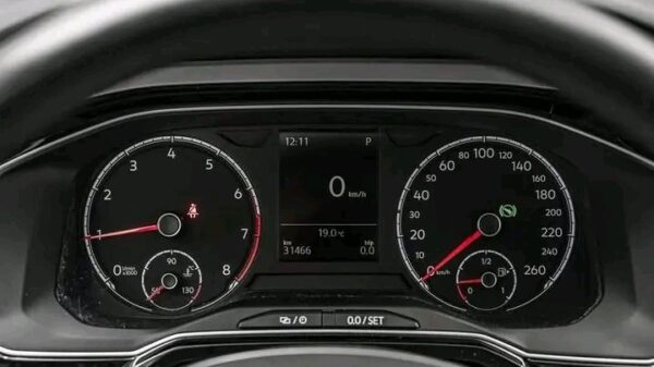 Volkswagen Polo - Image 8