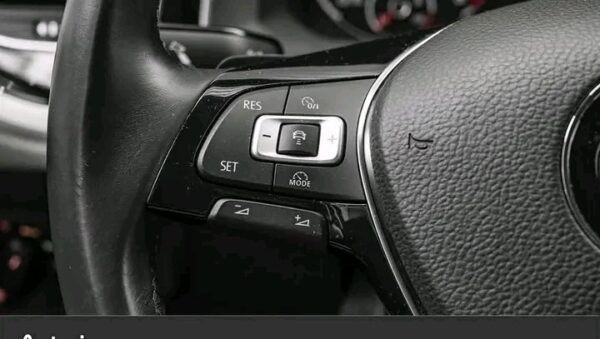 Volkswagen Polo - Image 7