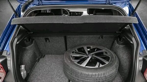 Volkswagen Polo - Image 9
