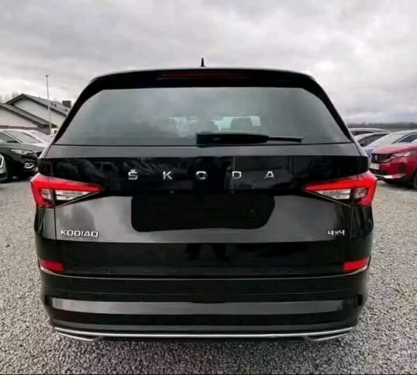 Skoda Kodiaq 2.0 190HP TDI 4x4 DSG - Image 16