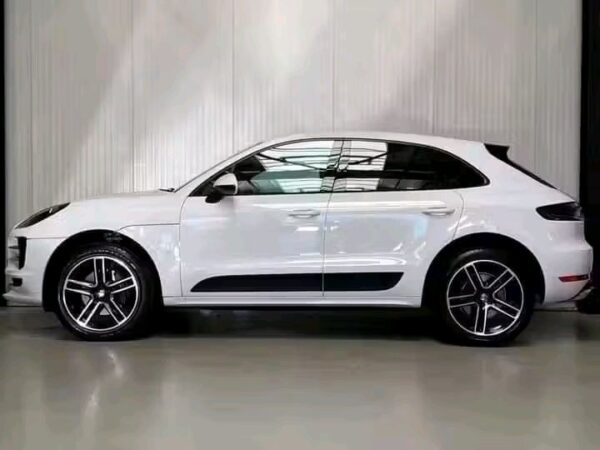 Porsche Macan – Image 18