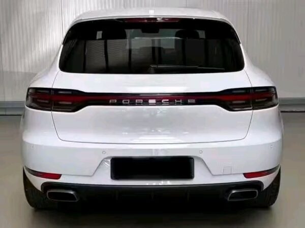 Porsche Macan – Image 19