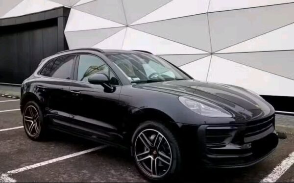 Porsche Macan – Image 7
