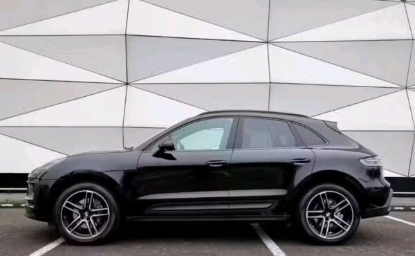 Porsche Macan – Image 19