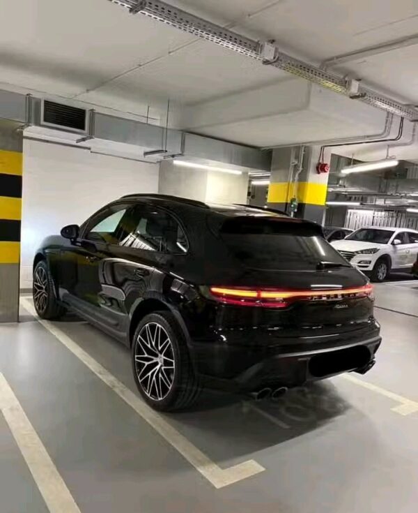 Porsche Macan – Image 33