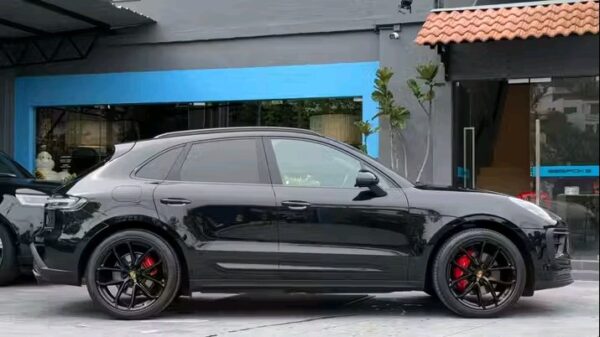 Porsche Macan S – Image 11