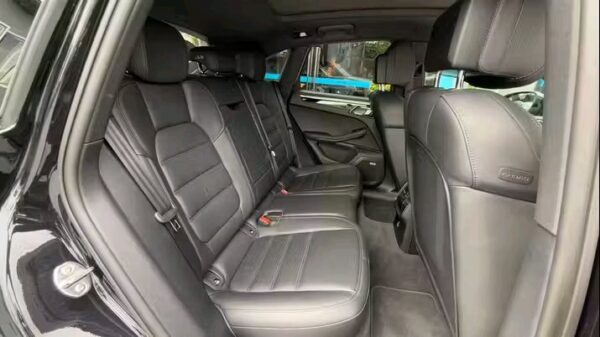 Porsche Macan S – Image 5
