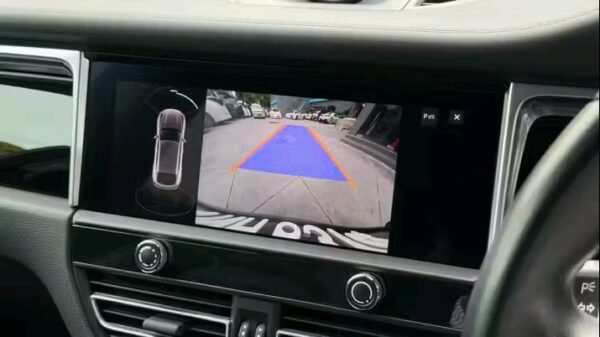 Porsche Macan S – Image 12
