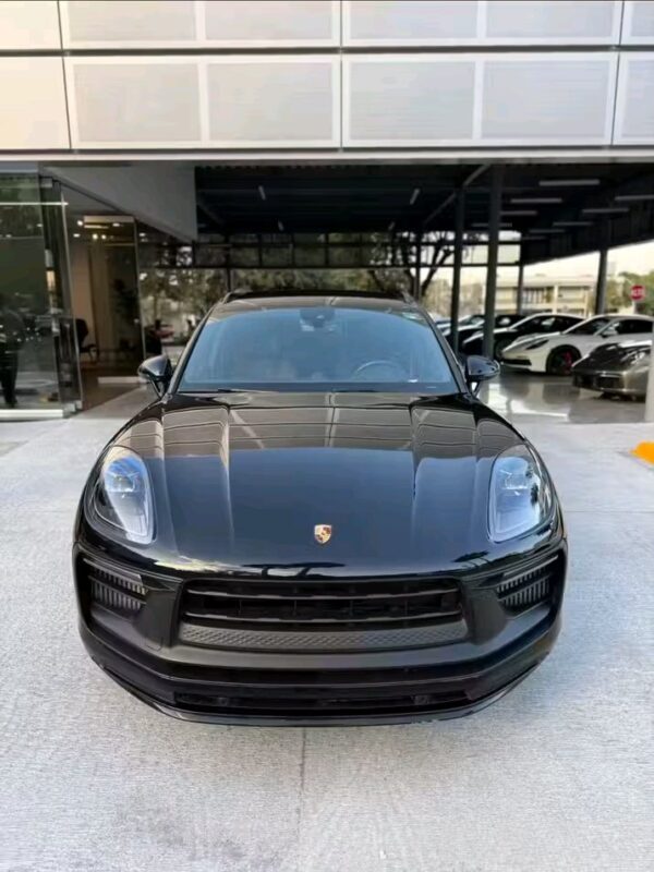 Porsche Macan – Image 2
