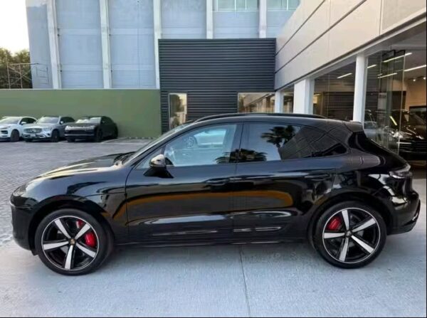 Porsche Macan – Image 14