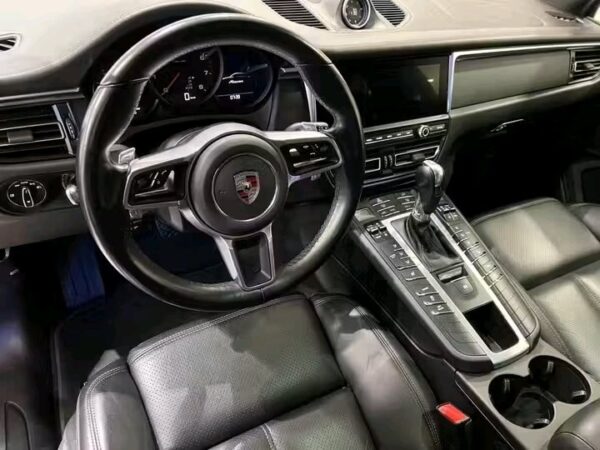 Porsche Macan – Image 12