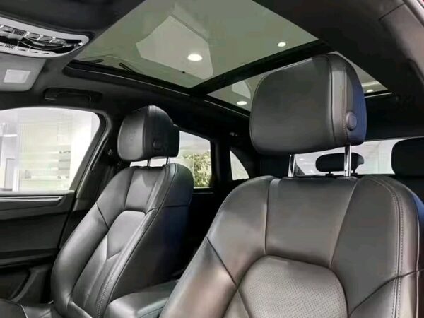 Porsche Macan – Image 7
