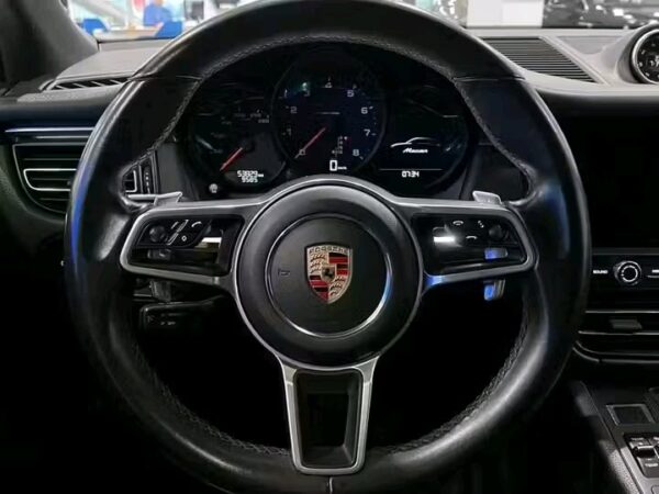 Porsche Macan – Image 13