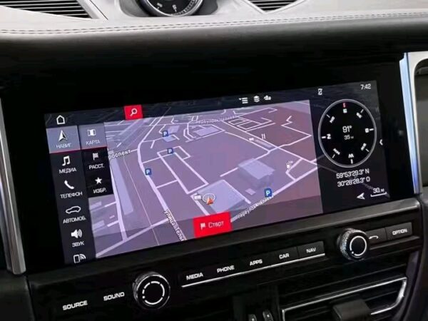 Porsche Macan – Image 14