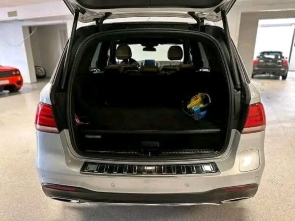 Mercedes-Benz GLE - Image 27