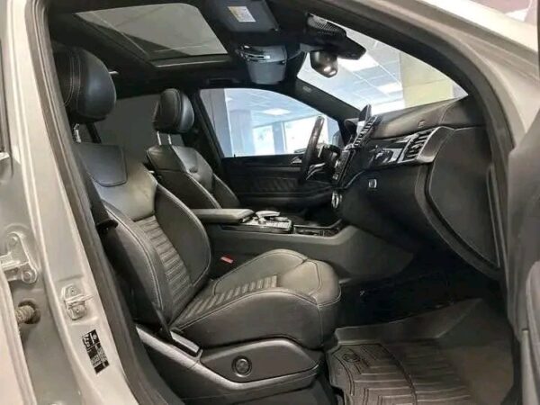 Mercedes-Benz GLE - Image 31