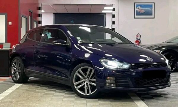 Volkswagen Scirocco 2.0 TSI 180 CH - Image 2