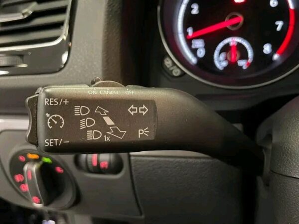 Volkswagen Scirocco 2.0 TSI 180 CH - Image 15