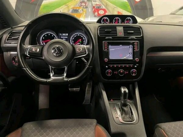 Volkswagen Scirocco 2.0 TSI 180 CH - Image 22