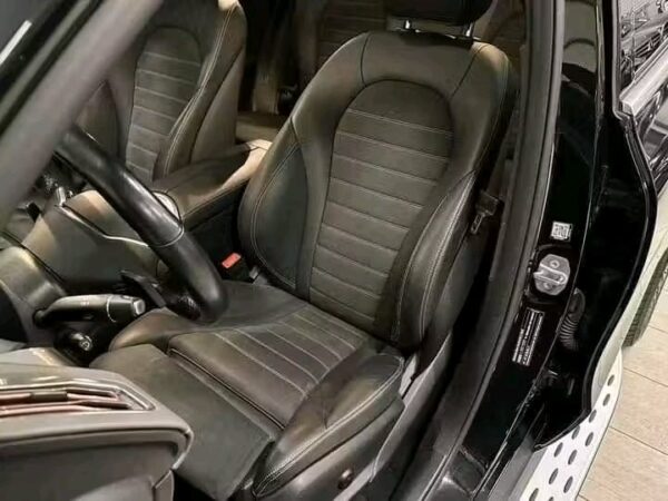 Mercedes-Benz EQC - Image 9