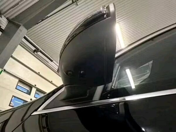 Mercedes-Benz EQC - Image 35