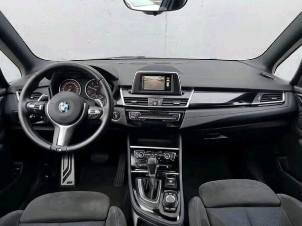 BMW 2 Series – Image 8