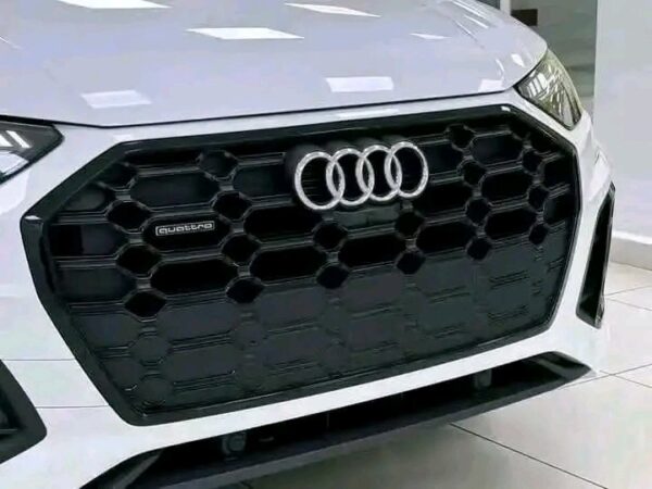 Audi Q5 40 – Image 3